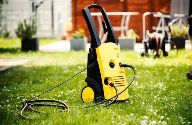 Best Patio and Deck Pressure Washing  in Hartford City, IN